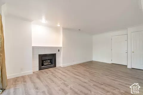 Living - 875 E Arrowhead Ln #13, Murray, UT 84107 photo 2 of 3