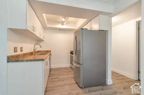 Kitchen - 875 E Arrowhead Ln #13, Murray, UT 84107 photo 1 of 1