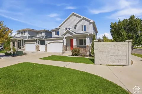 1008 W Lightfoot Way S, Bluffdale, UT 84065