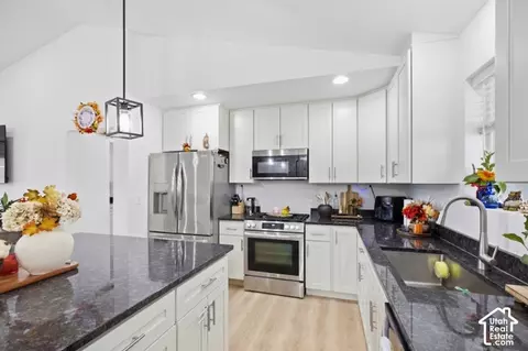 Kitchen - 832 E 475 N, Mount Pleasant, UT 84647 photo 1 of 4