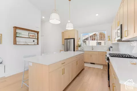 Kitchen - 854 E Brookshade Ln #109, Murray, UT 84107 photo 1 of 2