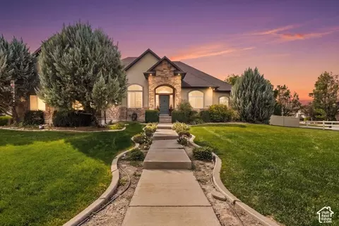 5545 Ponderosa Ln, Stansbury Park, UT 84074