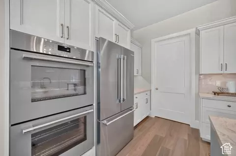 Kitchen - 5997 S Belview Ave, Murray, UT 84107 photo 4 of 4