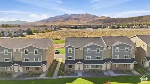 View/Area - 4327 E Oconnell Ln, Eagle Mountain, UT 84005 photo 2 of 5