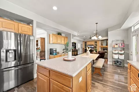 Kitchen - 5058 S 1045 E, Murray, UT 84117 photo 3 of 3