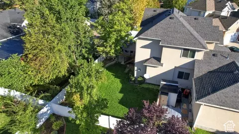 View/Area - 5058 S 1045 E, Murray, UT 84117 photo 4 of 10