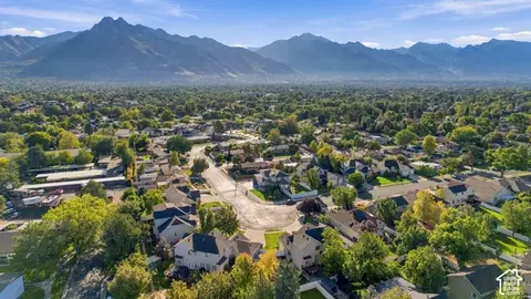 View/Area - 5058 S 1045 E, Murray, UT 84117 photo 10 of 10