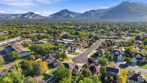 View/Area - 5058 S 1045 E, Murray, UT 84117 photo 9 of 10