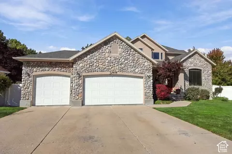 Exterior - 5058 S 1045 E, Murray, UT 84117 photo 2 of 12