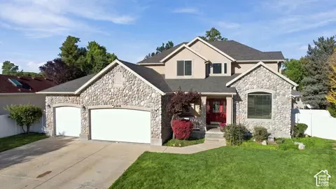 Exterior - 5058 S 1045 E, Murray, UT 84117 photo 4 of 12