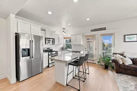 Kitchen - 1058 E Garden Bend Pl S, Sandy, UT 84094 photo 2 of 2