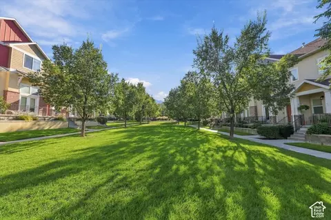 Exterior - 1058 E Garden Bend Pl S, Sandy, UT 84094 photo 4 of 7