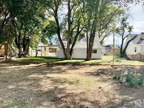 Exterior - 75 E 400 S, Richfield, UT 84701 photo 5 of 5