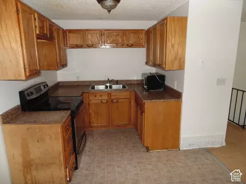 3077 W Lehman Ave, West Valley City, UT 84119