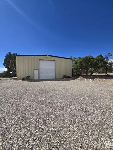 Exterior - 3330 N 1150 Ln E, Beaver, UT 84713 photo 6 of 14