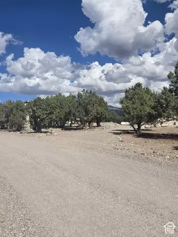 Exterior - 3330 N 1150 Ln E, Beaver, UT 84713 photo 11 of 14