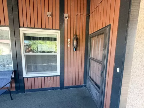 Exterior - 208 N Garden Park W, Orem, UT 84057 photo 5 of 7