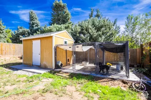 Exterior - 1971 E 3050 S, Vernal, UT 84078 photo 3 of 5