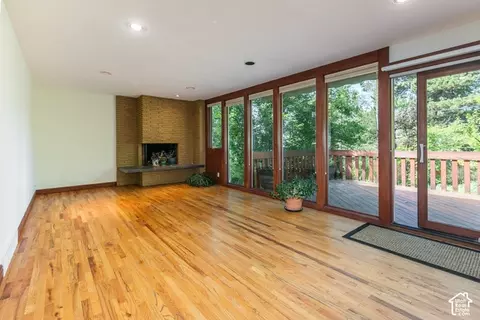 Living - 2931 E La Joya Dr, Holladay, UT 84124 photo 1 of 6