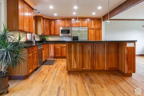 Kitchen - 2931 E La Joya Dr, Holladay, UT 84124 photo 1 of 3