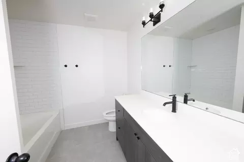 Bath - 72 E Hamblin Ln, Clearfield, UT 84015 photo 2 of 2
