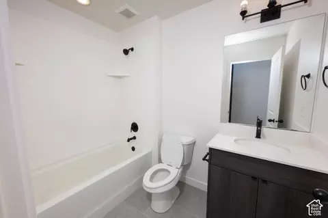 Bath - 72 E Hamblin Ln, Clearfield, UT 84015 photo 1 of 2