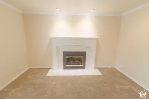 Living - 1254 N Main St, Centerville, UT 84014 photo 7 of 9
