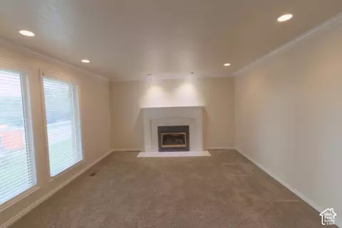 Living - 1254 N Main St, Centerville, UT 84014 photo 6 of 9