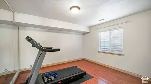 Bedroom - 248 E Gold Leaf Cir, Draper, UT 84020 photo 2 of 3