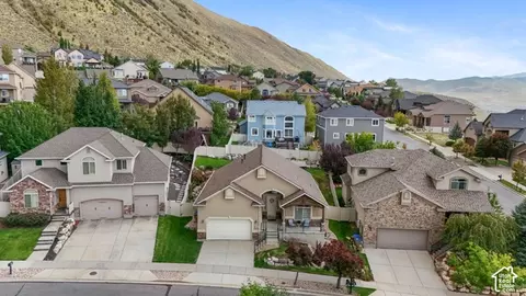 View/Area - 248 E Gold Leaf Cir, Draper, UT 84020 photo 1 of 2