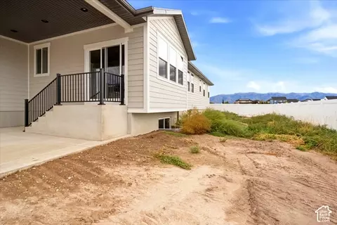 Exterior - 2935 W 1200 S, Syracuse, UT 84075 photo 3 of 4