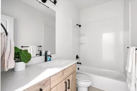 Bath - 2935 W 1200 S, Syracuse, UT 84075 photo 3 of 3