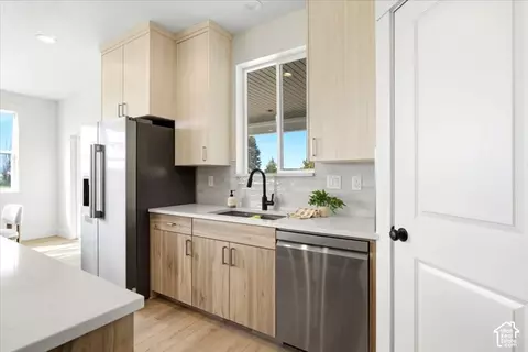 Kitchen - 2935 W 1200 S, Syracuse, UT 84075 photo 4 of 5