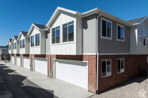 Exterior - 382 W 1040 S, Ogden, UT 84404 photo 2 of 2