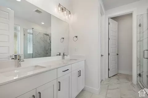 Bath - 2907 E Dreyden Ln, Eagle Mountain, UT 84005 photo 2 of 4