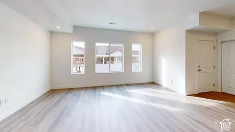 Living - 765 N Pheasantbrook Dr, Centerville, UT 84014 photo 6 of 6