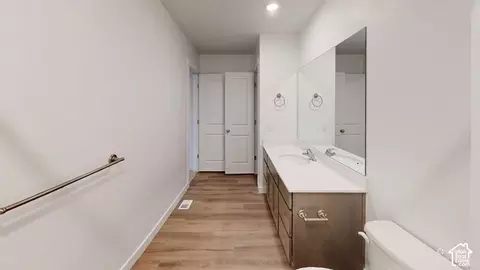Entry Way - 765 N Pheasantbrook Dr, Centerville, UT 84014 photo 2 of 2
