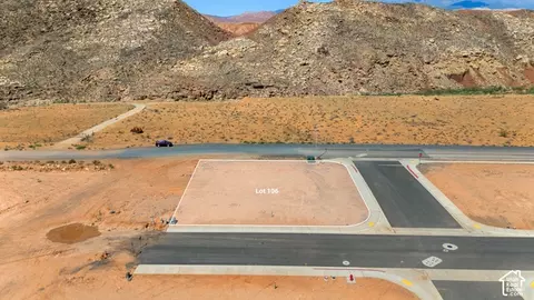 2040 S 5450 W #106, Hurricane, UT 84737