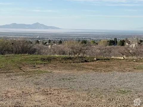 592 E Yorkshire Dr, Tooele, UT 84074 photo 10