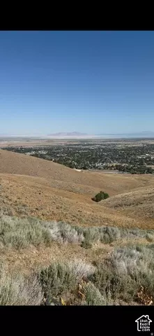 592 E Yorkshire Dr, Tooele, UT 84074 photo 3