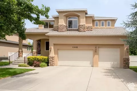 Exterior - 1208 W Saddle Bluff Dr, Murray, UT 84123 photo 3 of 9