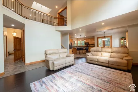 Living - 1208 W Saddle Bluff Dr, Murray, UT 84123 photo 4 of 5