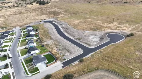 89 S 1300 E #64, Smithfield, UT 84335 photo 3