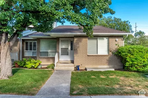 1532 W Cornerstone Dr, South Jordan, UT 84095