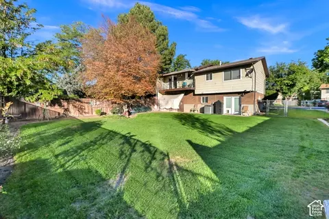 Exterior - 756 E Rainforest Dr, Murray, UT 84107 photo 5 of 7