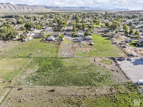 Undisclosed, Redmond, UT 84652 photo 10