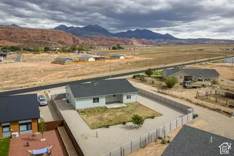 View/Area - 5020 Spanish Valley Dr, Moab, UT 84532 photo 6 of 9