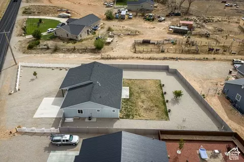 View/Area - 5020 Spanish Valley Dr, Moab, UT 84532 photo 4 of 9