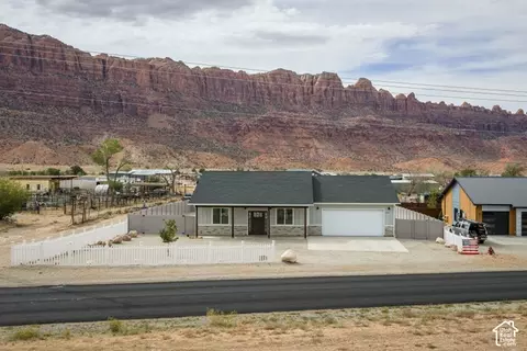 Exterior - 5020 Spanish Valley Dr, Moab, UT 84532 photo 3 of 12