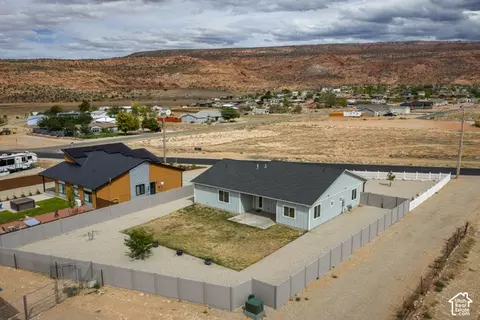 View/Area - 5020 Spanish Valley Dr, Moab, UT 84532 photo 7 of 9